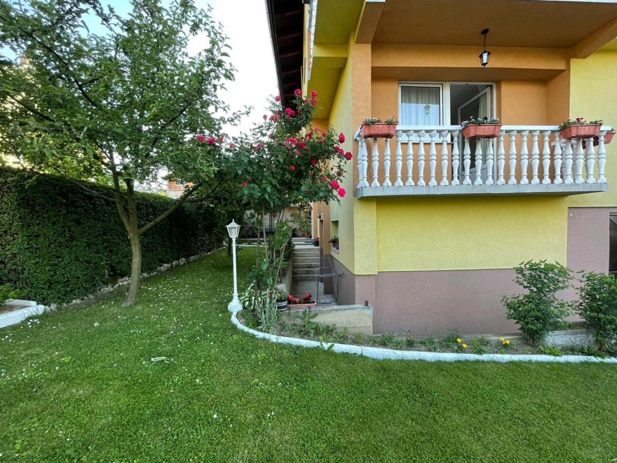 Sunny Garden Apartment Saraievo Exterior foto