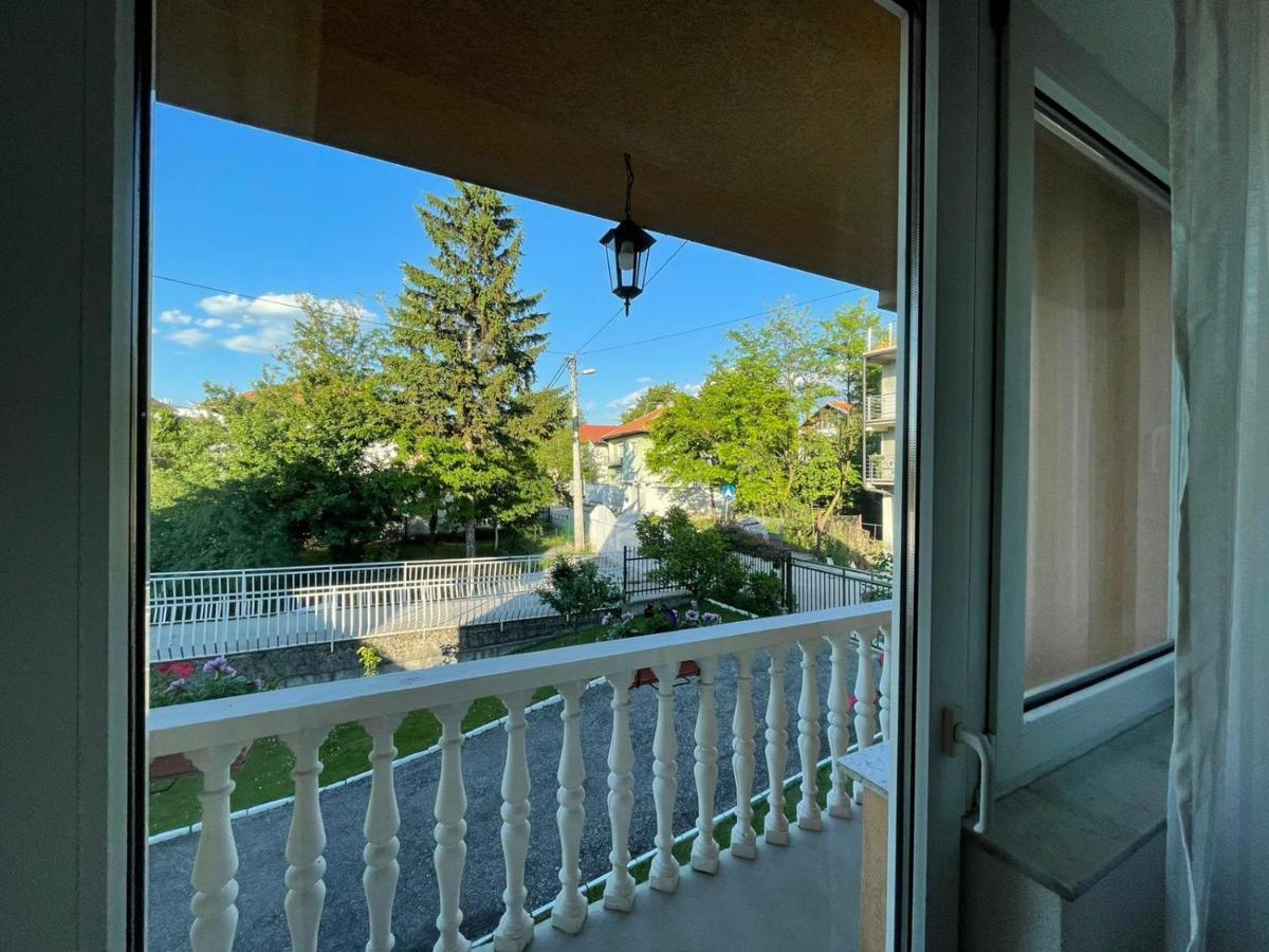 Sunny Garden Apartment Saraievo Exterior foto